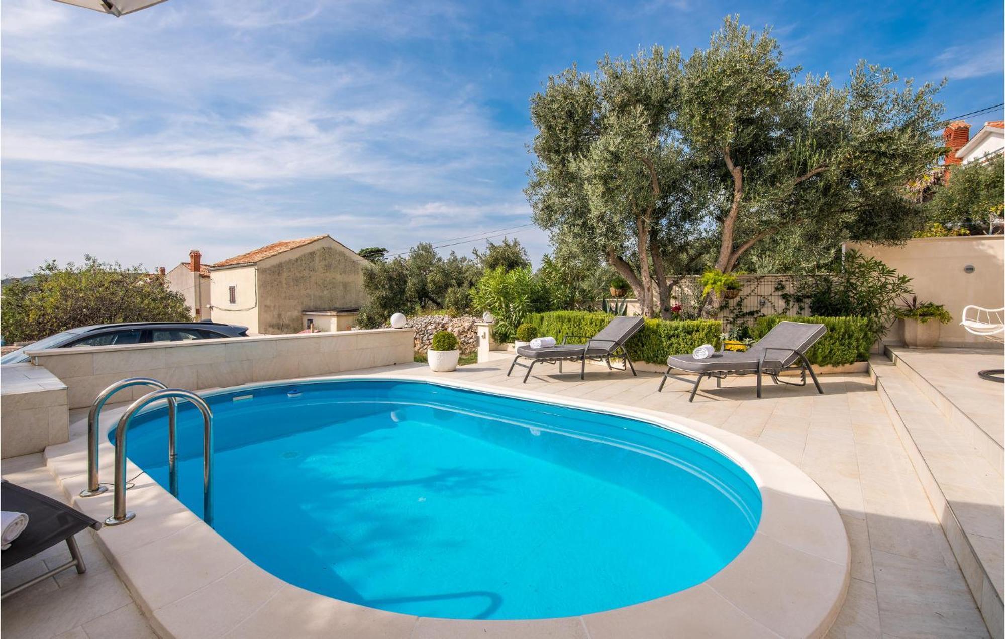 Beautiful Home In Martinscica With Wifi Buitenkant foto